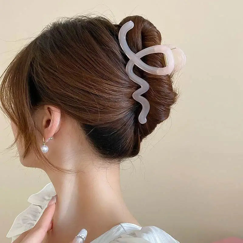 Stylish Acrylic Hair Claw Clip for All Hair Types