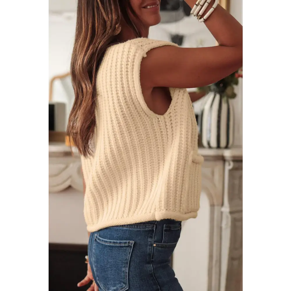 Chic Cream Textured Knit Sweater Vest with Buttoned Pockets