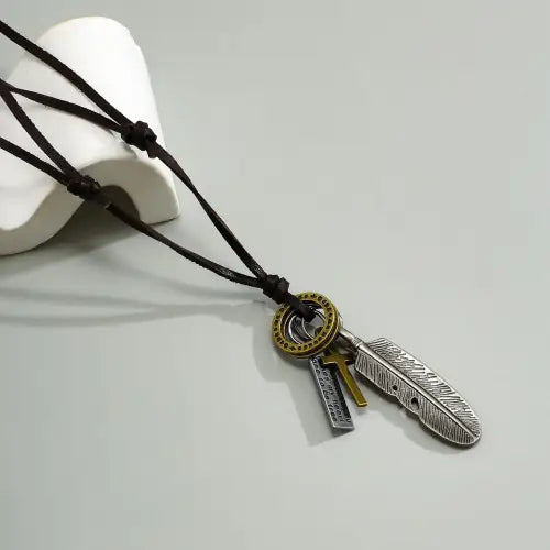 Chic Fashion Leather Chain Necklace with Cross Design Versatile Pendant