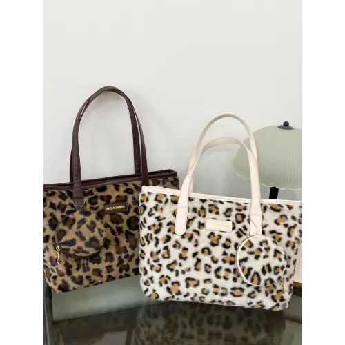 Chic Leopard Faux Fur Tote Bag with Coin Purse for Stylish Adventures