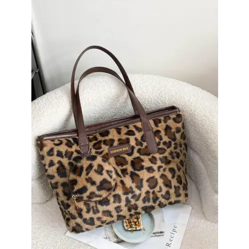 Chic Leopard Faux Fur Tote Bag with Coin Purse for Stylish Adventures