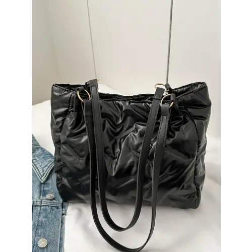 Chic Silver Shoulder Bag