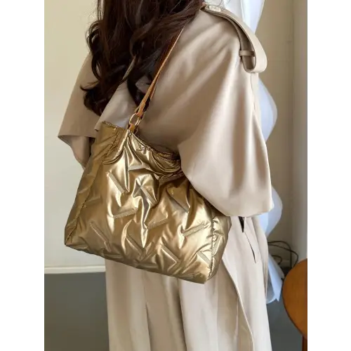 Chic Silver Shoulder Bag