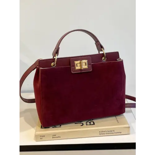 Chic Solid Color Handbags with Gold Clasps and Removable Straps