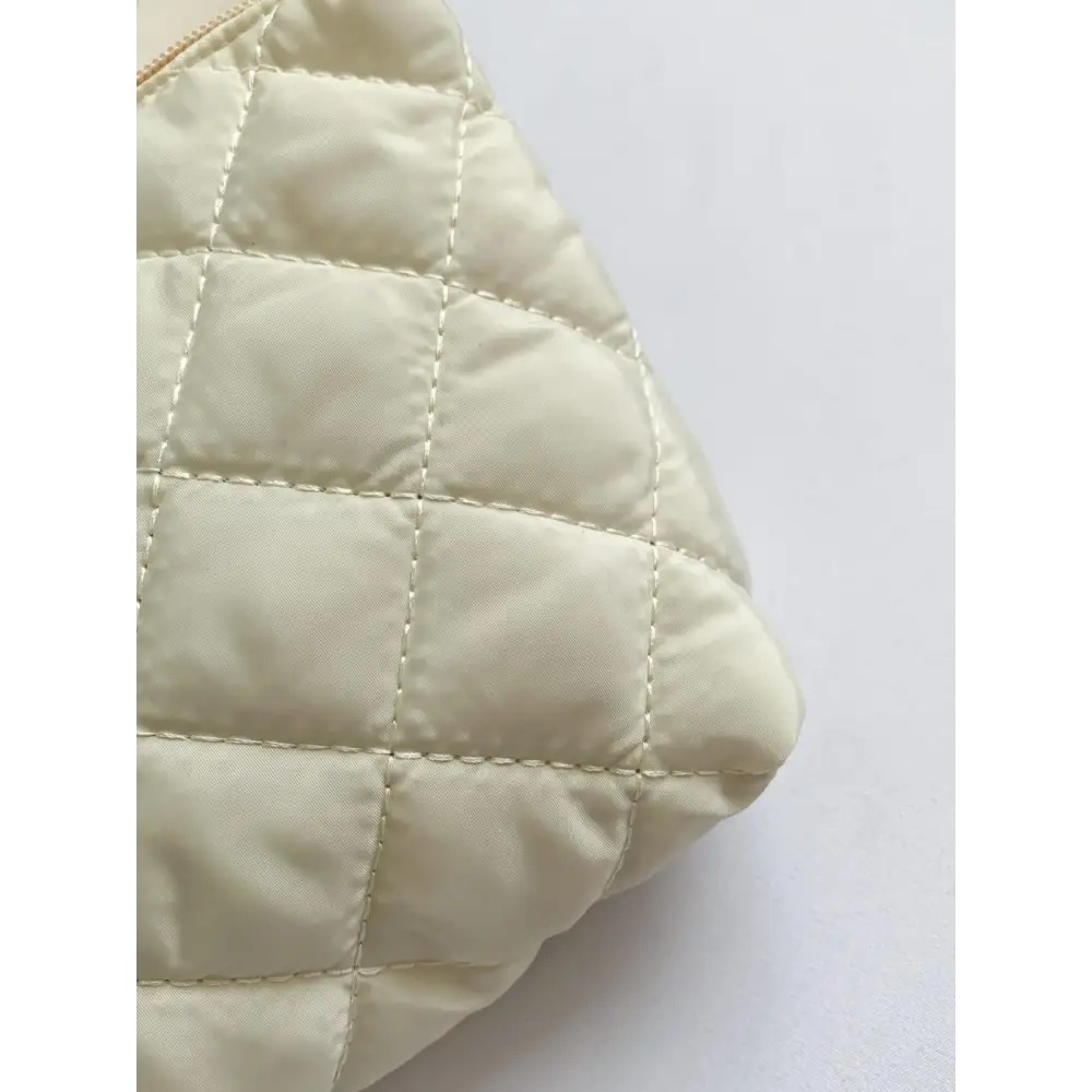 Chic Solid Quilted Clutch Set for a Stylish Touch