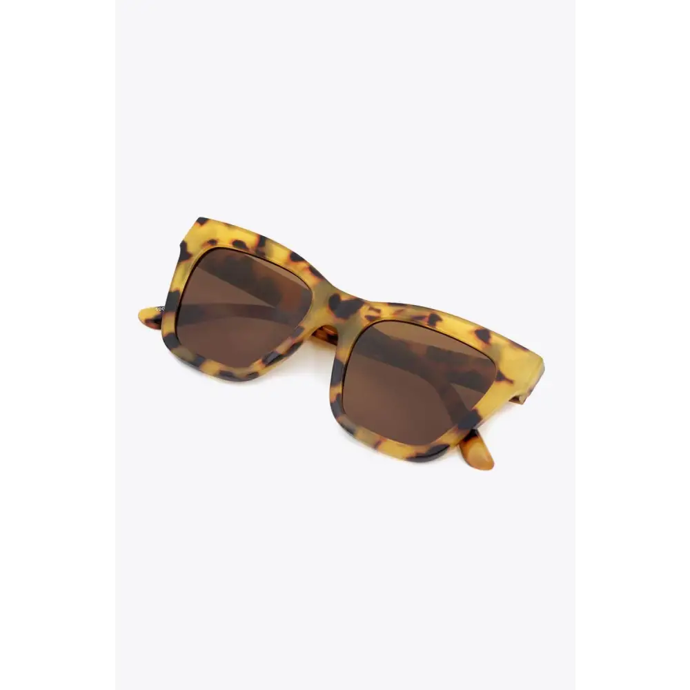 Chic Tortoiseshell UV400 Sunglasses with Stylish Acetate Lens