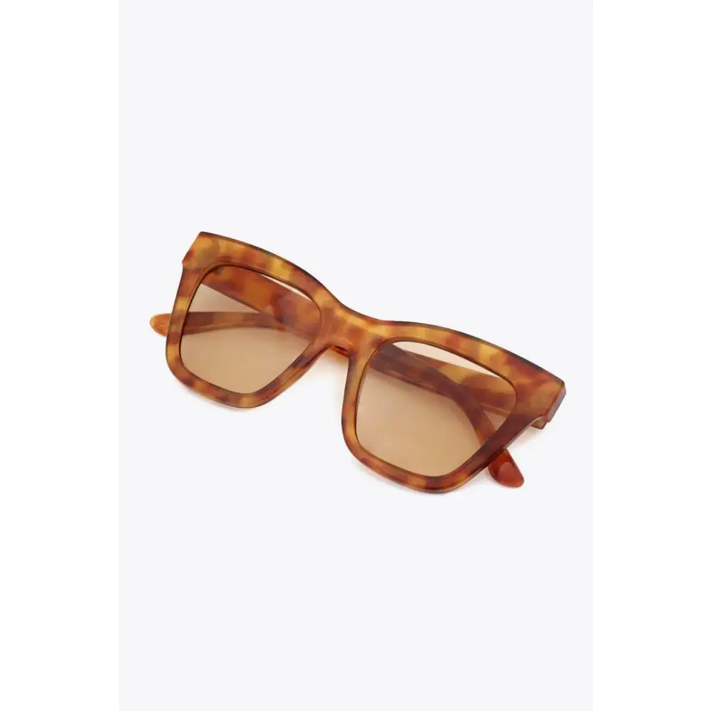 Chic Tortoiseshell UV400 Sunglasses with Stylish Acetate Lens