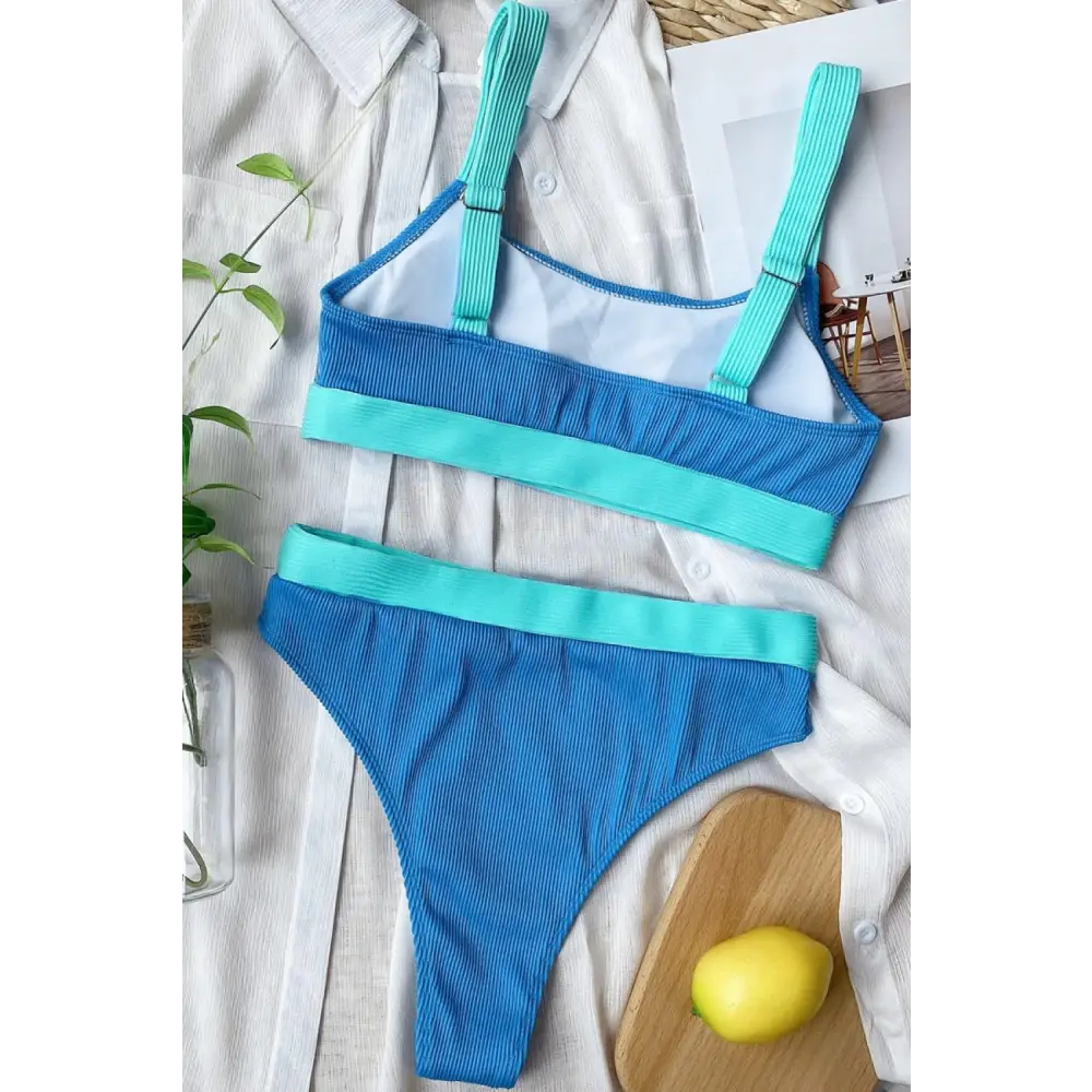 Vibrant Color Block Scoop Neck Bikini for Summer Fun