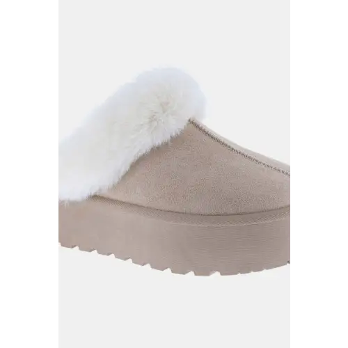 Cozy Chic Fur Trim Snow Slippers for Ultimate Winter Comfort