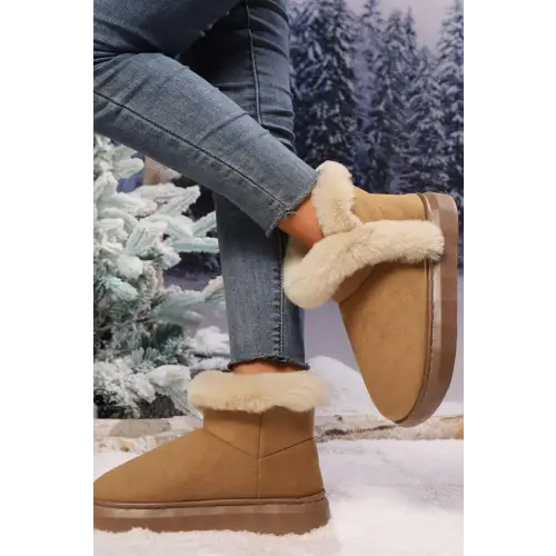 Cozy Faux Fur Round Toe Platform Boots for Chic Winter Style