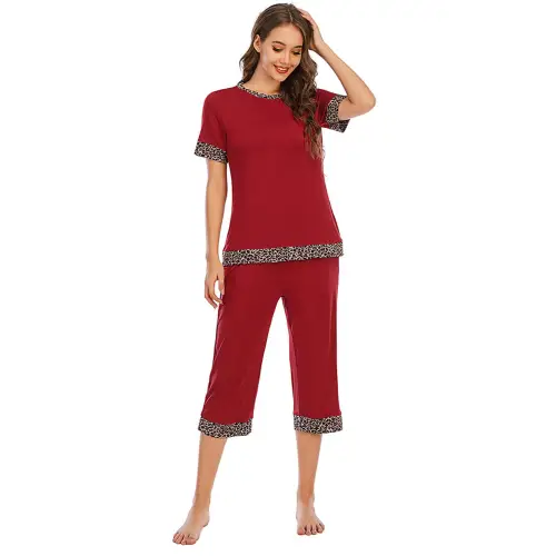 Cozy Gray Round Neck Capris Pants Lounge Set for Ultimate Relaxation