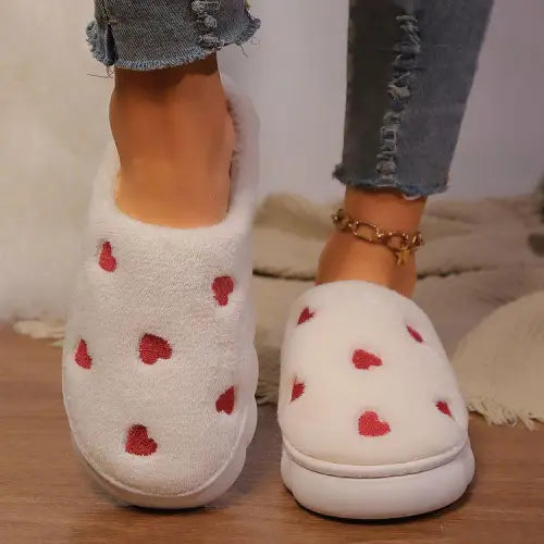 Heart Round Toe Flat Slippers - CM Fashion