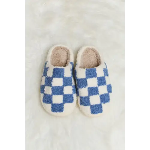 Cozy Up in Melody Checkered Print Plush Slide Slippers