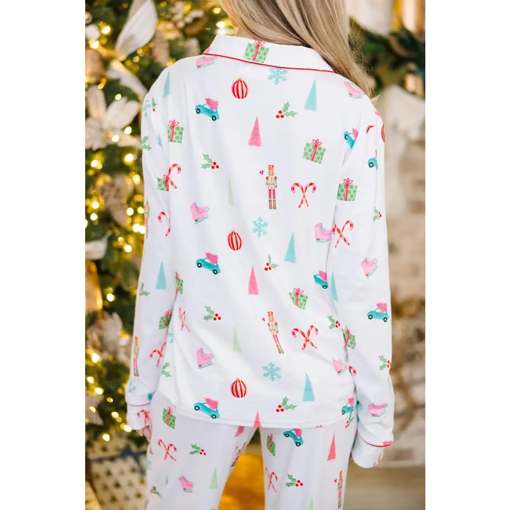 Cozy up in our White Christmas Print Pajama Set for Festive Cheer