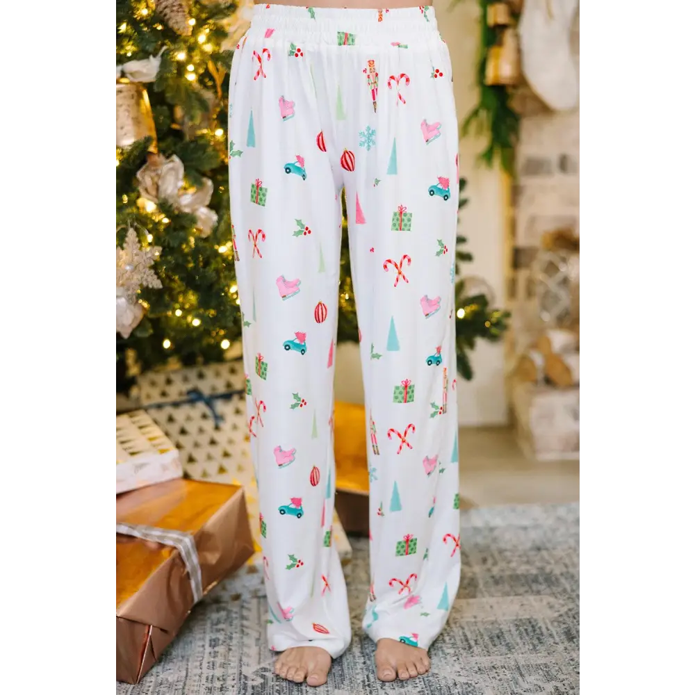 Cozy up in our White Christmas Print Pajama Set for Festive Cheer