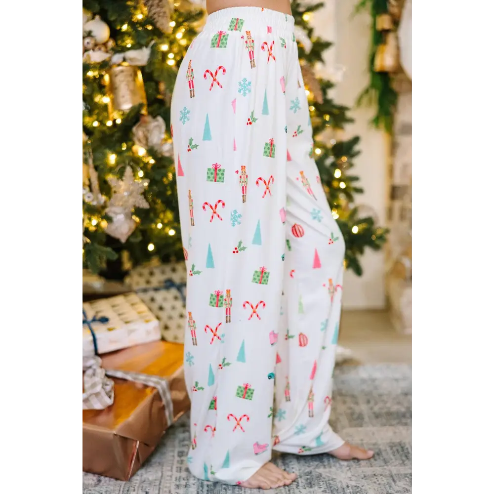 Cozy up in our White Christmas Print Pajama Set for Festive Cheer