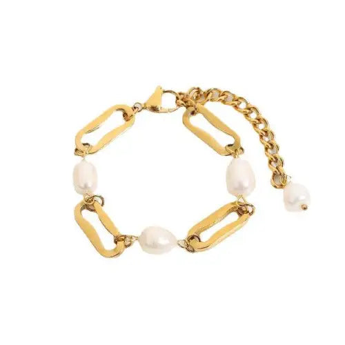 Elegant 18K Rectangular Chain Bracelet with Stunning Pearl Design