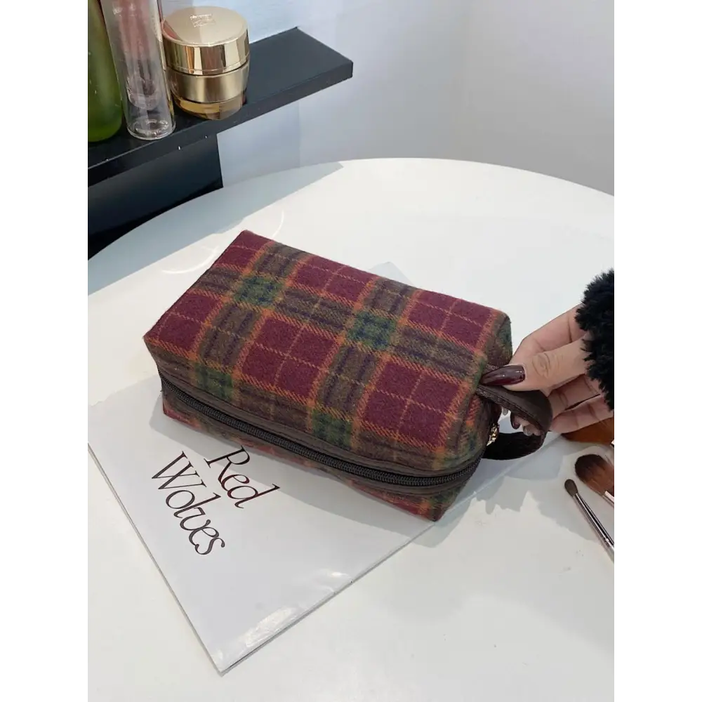 Elevate Your Style with the Original Contrast Plaid Clutch Bag