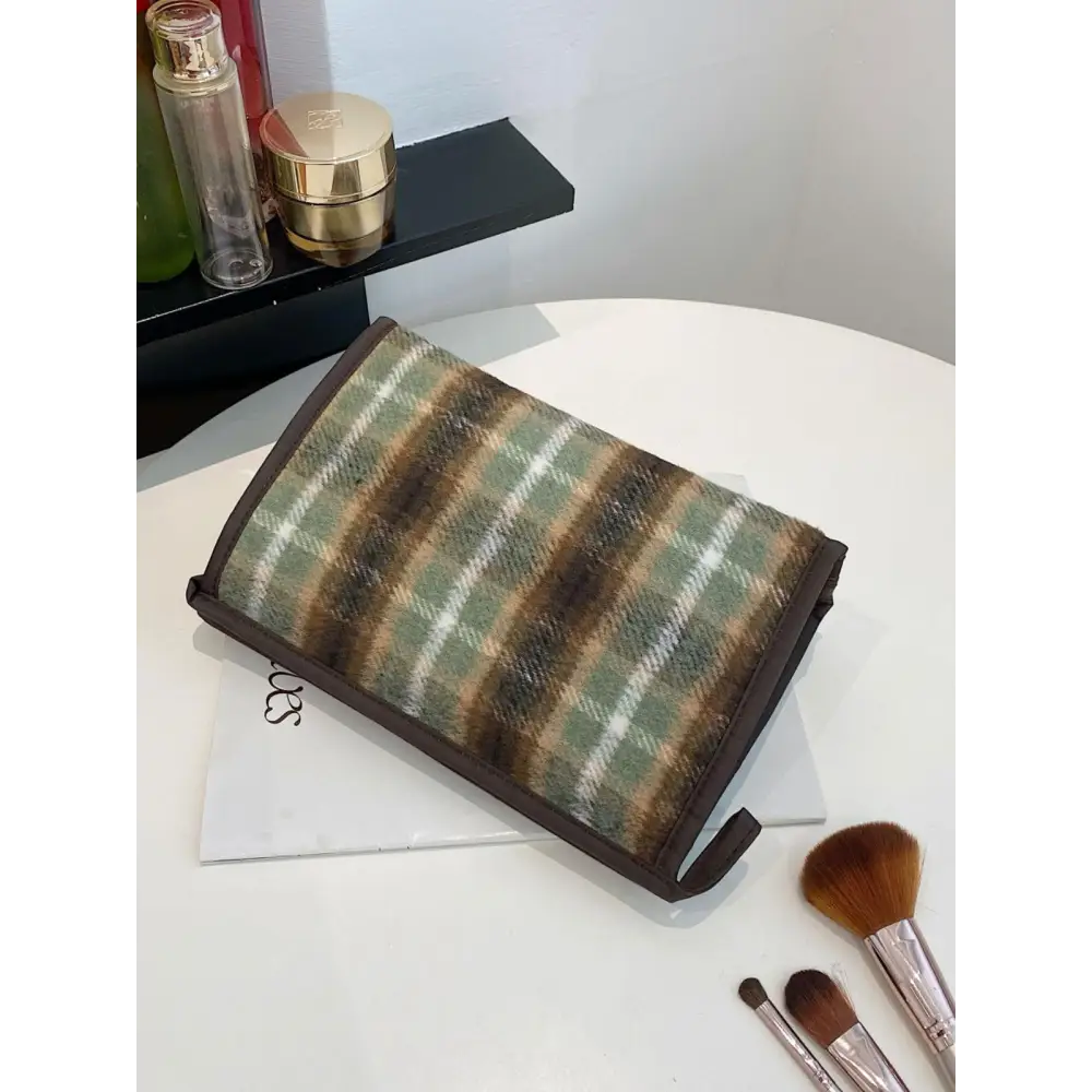 Elevate Your Style with the Original Contrast Plaid Clutch Bag