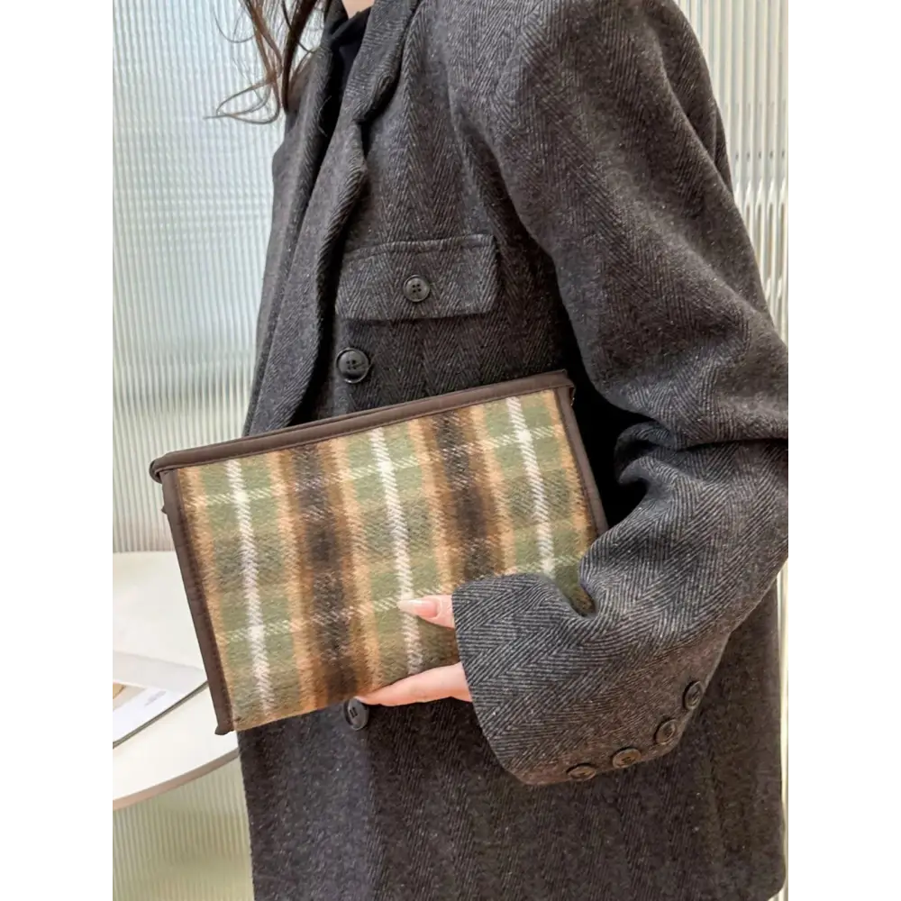 Elevate Your Style with the Original Contrast Plaid Clutch Bag