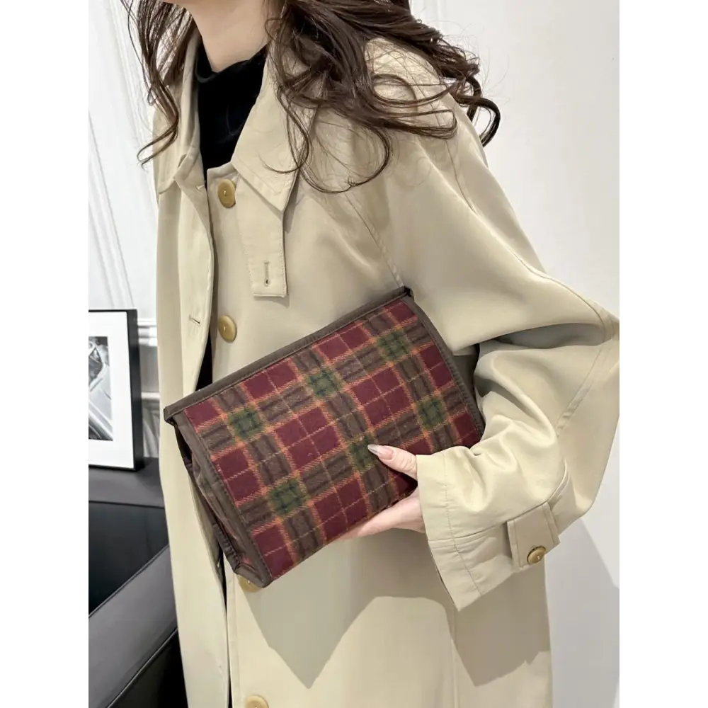 Elevate Your Style with the Original Contrast Plaid Clutch Bag