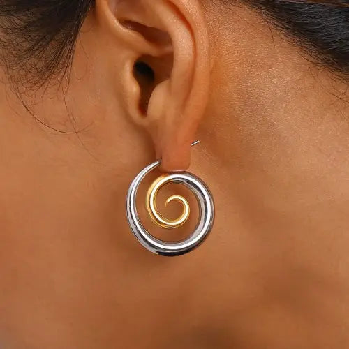 Exciting Two-Tone Hoop Earrings with Stunning Color Matching Design