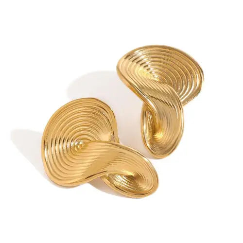 Exquisite Gold 18K Geometric Twisted Earrings with Textured Design