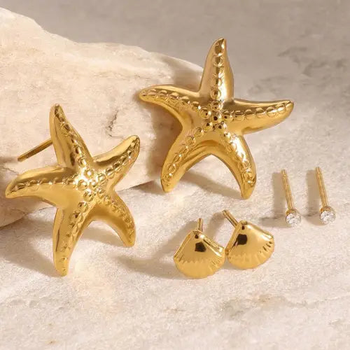 Exquisite Textures in Gold 18K Starfish and Shell-Shaped Earrings 