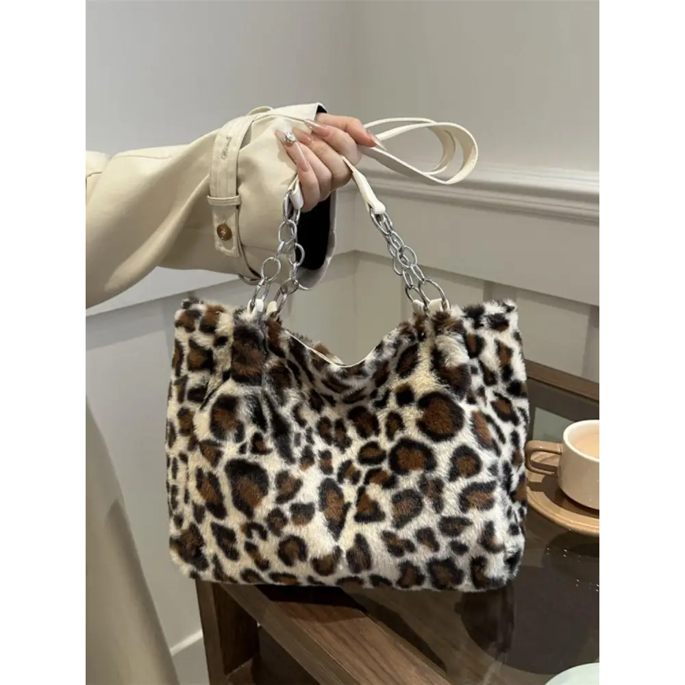 Faux Fur Leopard Shoulder Bag for Trendsetting Style