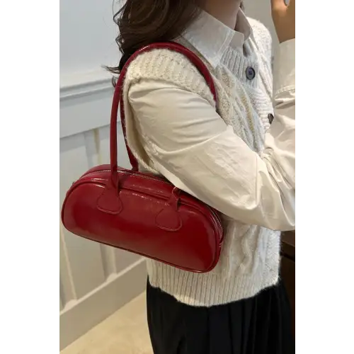 Glossy Leather Shoulder Bag Trio to Elevate Your Style
