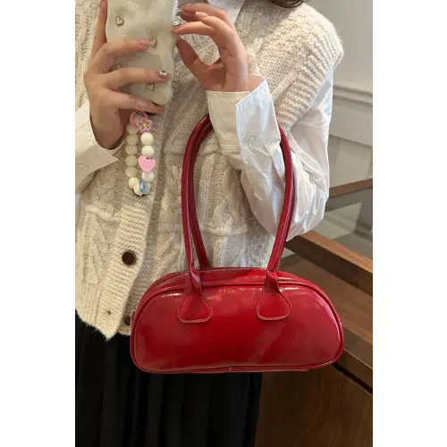 Glossy Leather Shoulder Bag Trio to Elevate Your Style
