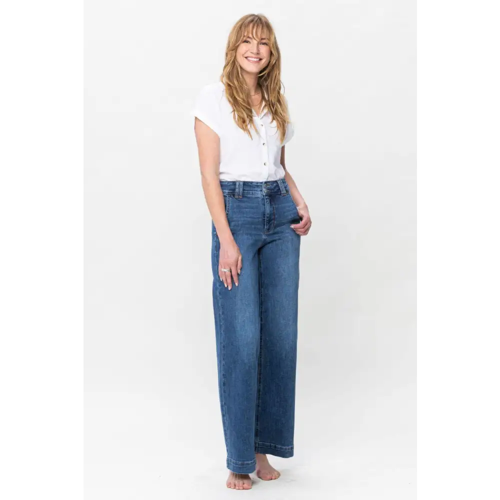 Stylish Judy Blue Double Button Wide Leg Jeans for Trendy Looks