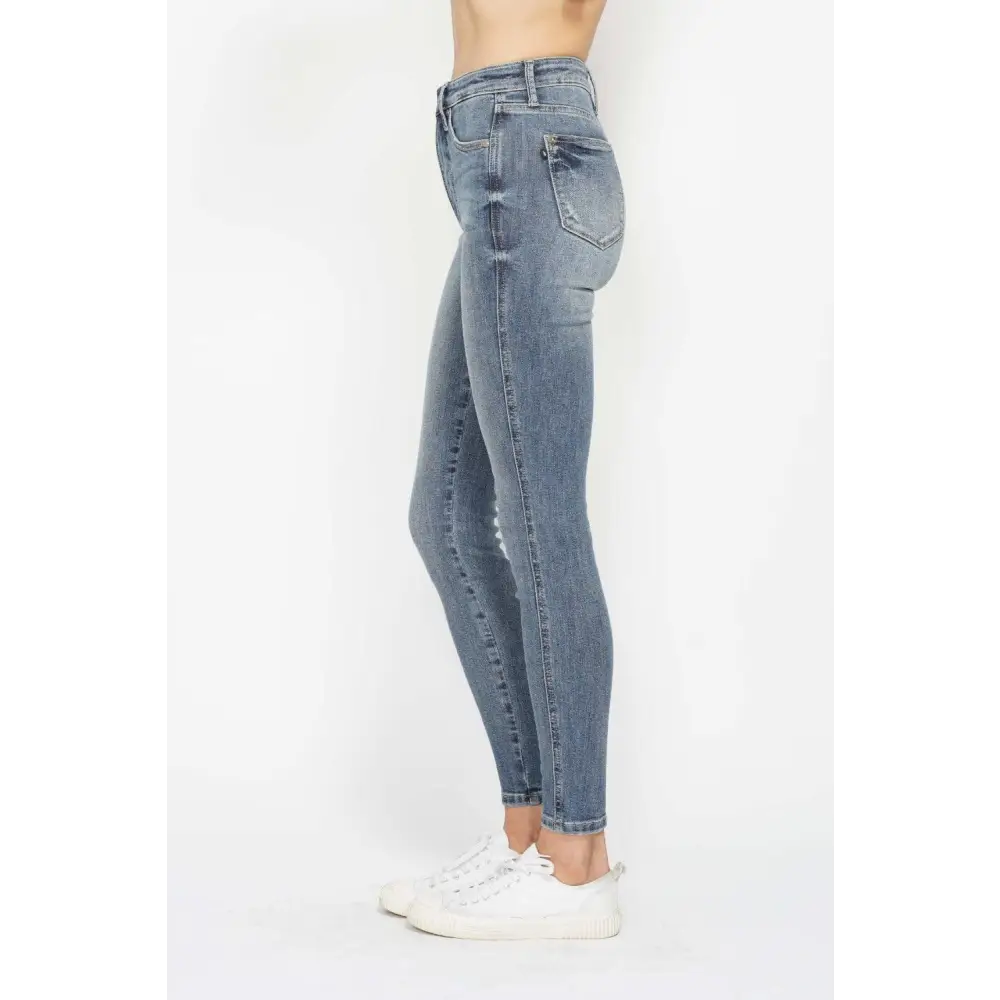 Judy Blue Tummy Control Contrast Wash Skinny Jeans