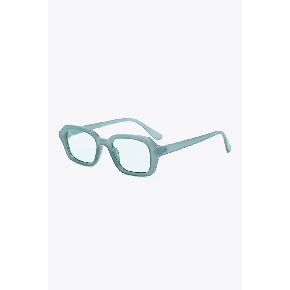 Light Blue Rim Sunglasses for a Stylish Summer Look