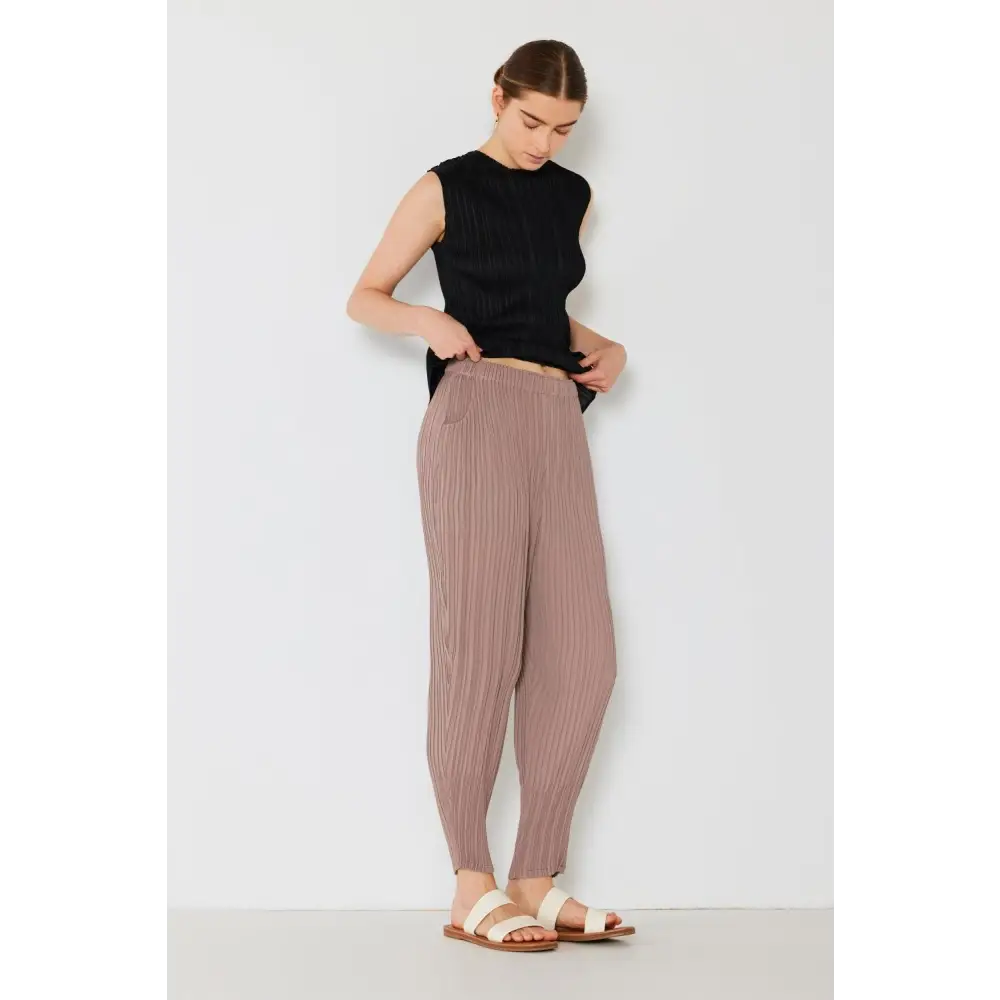 Marina West Swim Pleated Relaxed-Fit Slight Drop Crotch Jogger