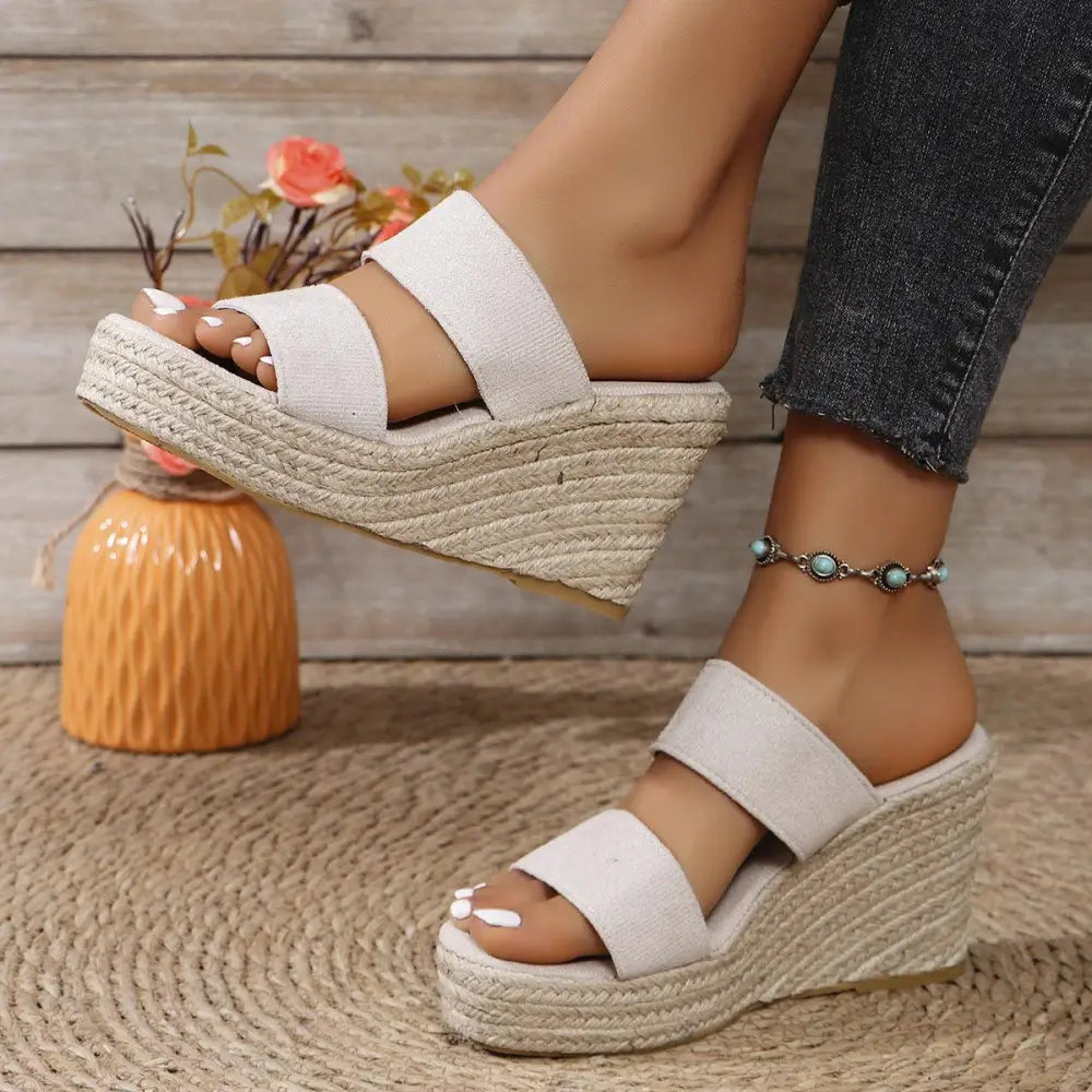 Stylish Dear Monkey Open Toe Platform Wedge Sandals for Summer