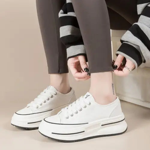 Playful Monkey Round Toe Platform Sneakers for Animal Lovers