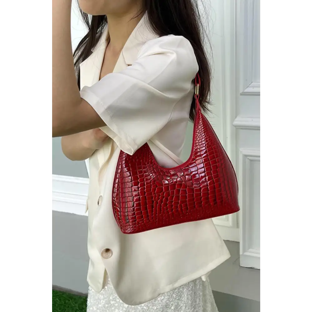 Fierce Red Croc Stone Texture Shoulder Bag for Trendsetting Style