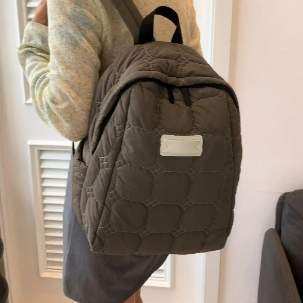 Dawnlight Quilted Polyester Backpack - Perfect for Daily Use