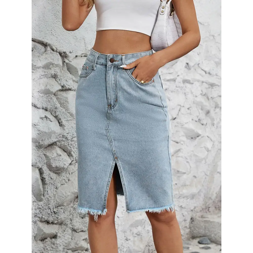 Stylish Raw Hem Slit Denim Skirt for Trendy Summer Looks