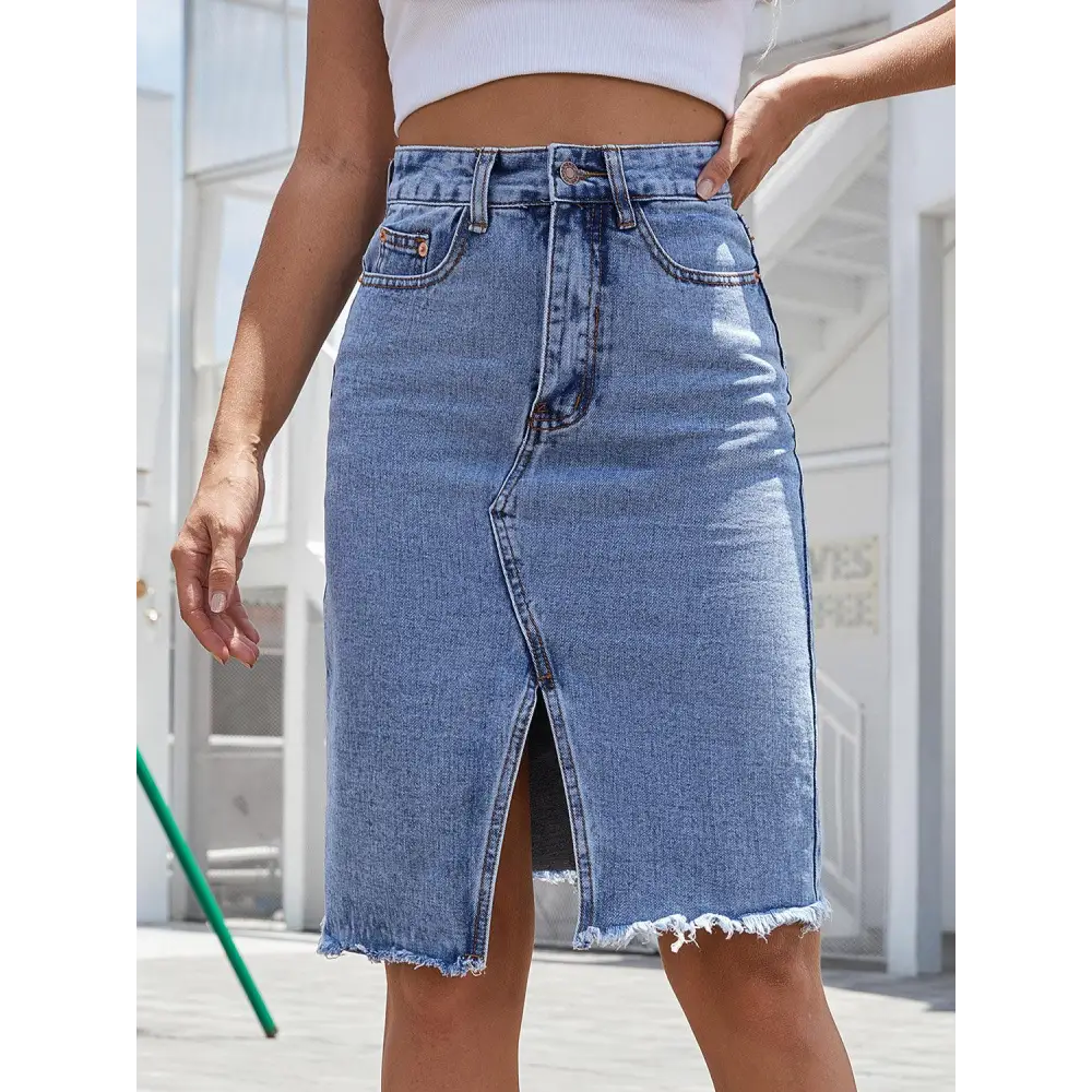 Stylish Raw Hem Slit Denim Skirt for Trendy Summer Looks