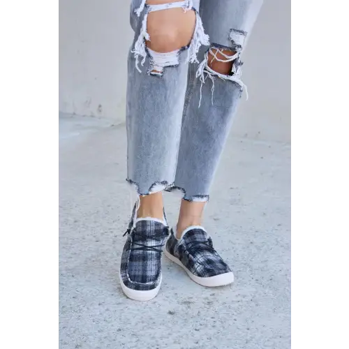 Forever Link Plaid Plush Flat Sneakers - CM Fashion