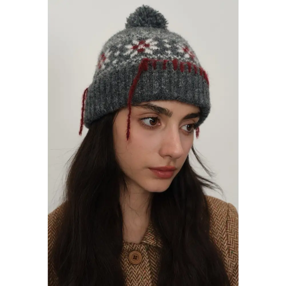 Seam Trim Geometric Knit Hat