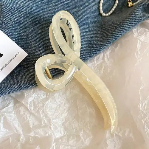 Sleek Bailey Acrylic Hair Claw Clip