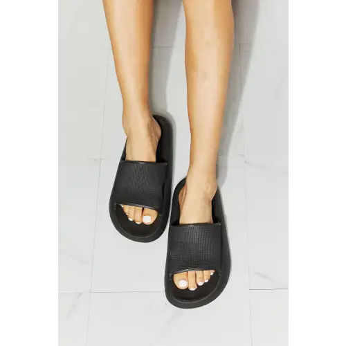 MMShoes Arms Around Me Open Toe Slide in Black - CM Fashion