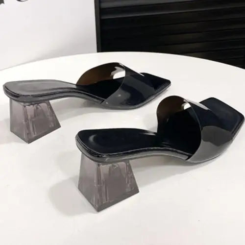 Sleek Black Open Toe Block Heel Sandals for Glamorous Nights