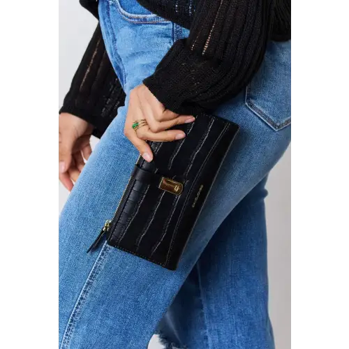 David Jones Wallet Organizes