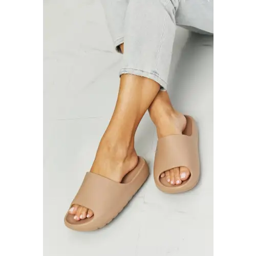 NOOK JOI In My Comfort Zone Slides in Beige - CM Fashion