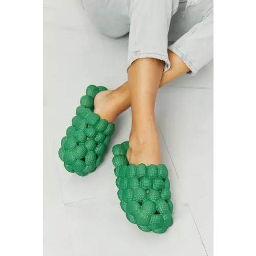 NOOK JOI Laid Back Bubble Slides in Green - CM Fashion