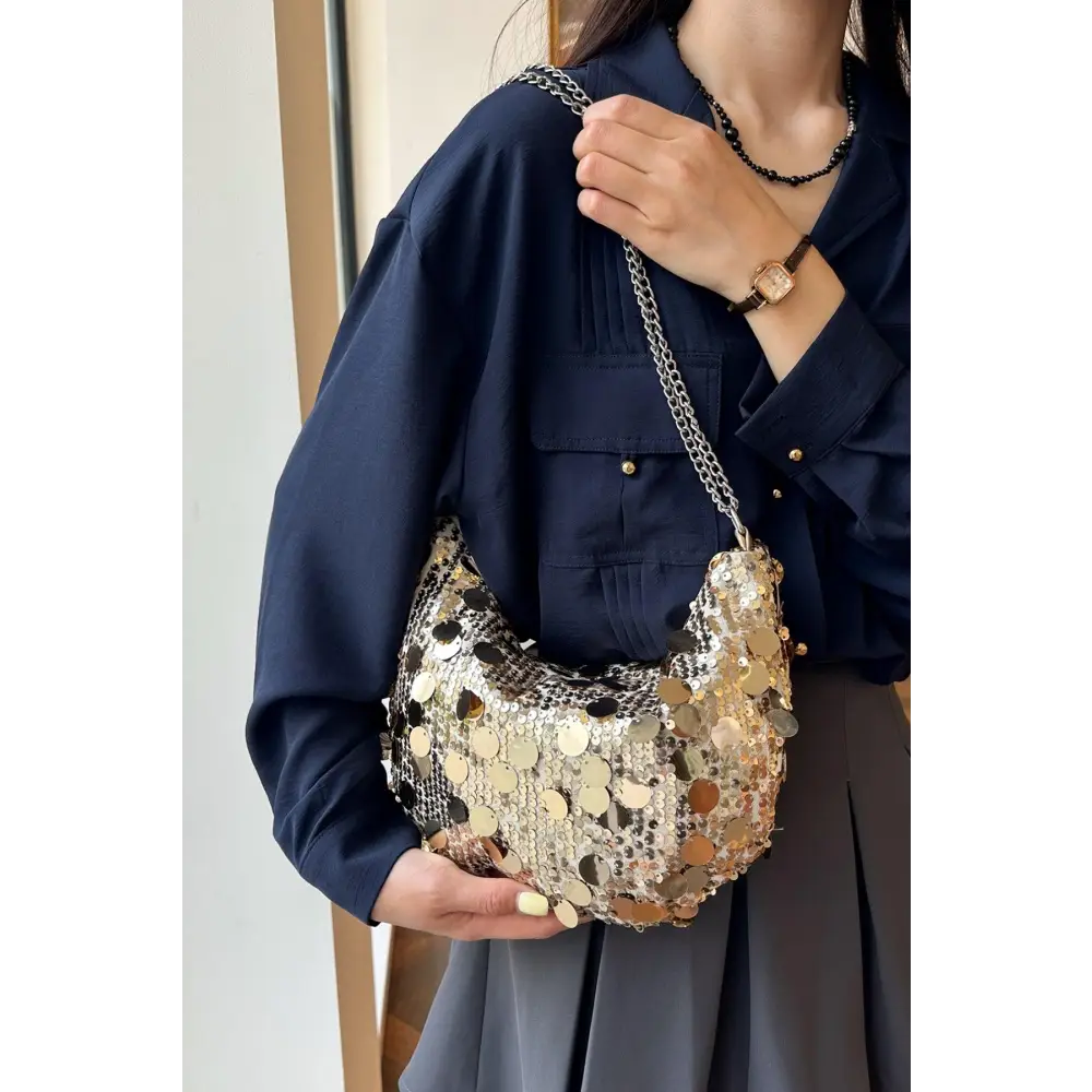 Sparkle in Style with Yeppi Sequin Chain Crossbody Bags